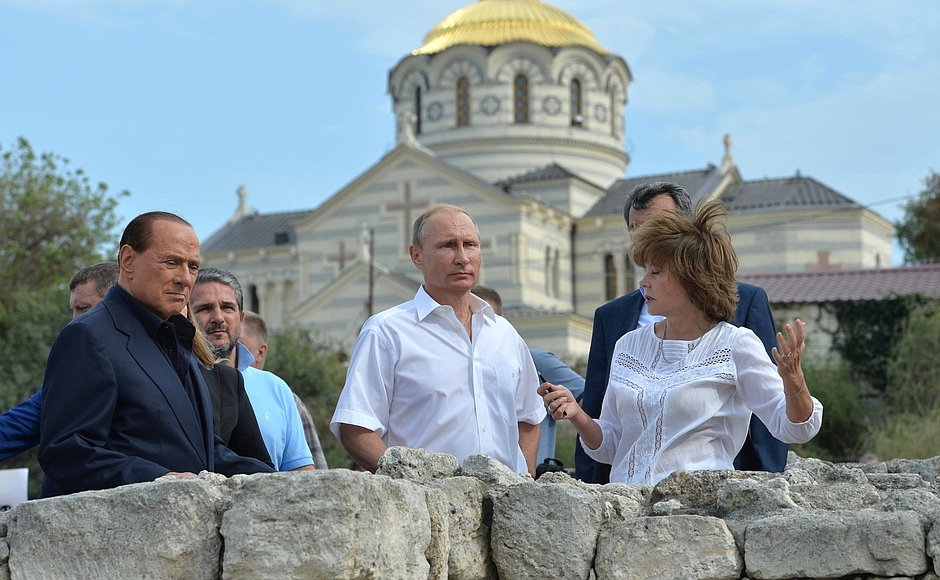 Putin Berlusconi Krim