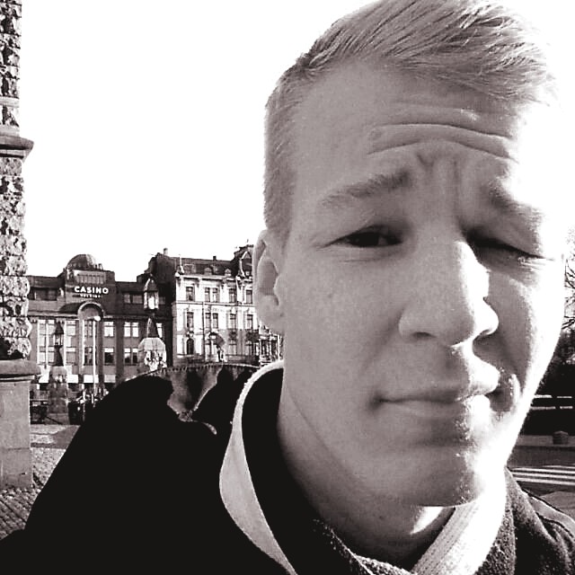 Julius Lehtinen – kirjoittaja