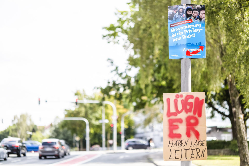 vaalimainoksia Saksin osalvatiossa