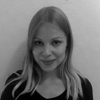 Elena Sipola – kirjoittaja