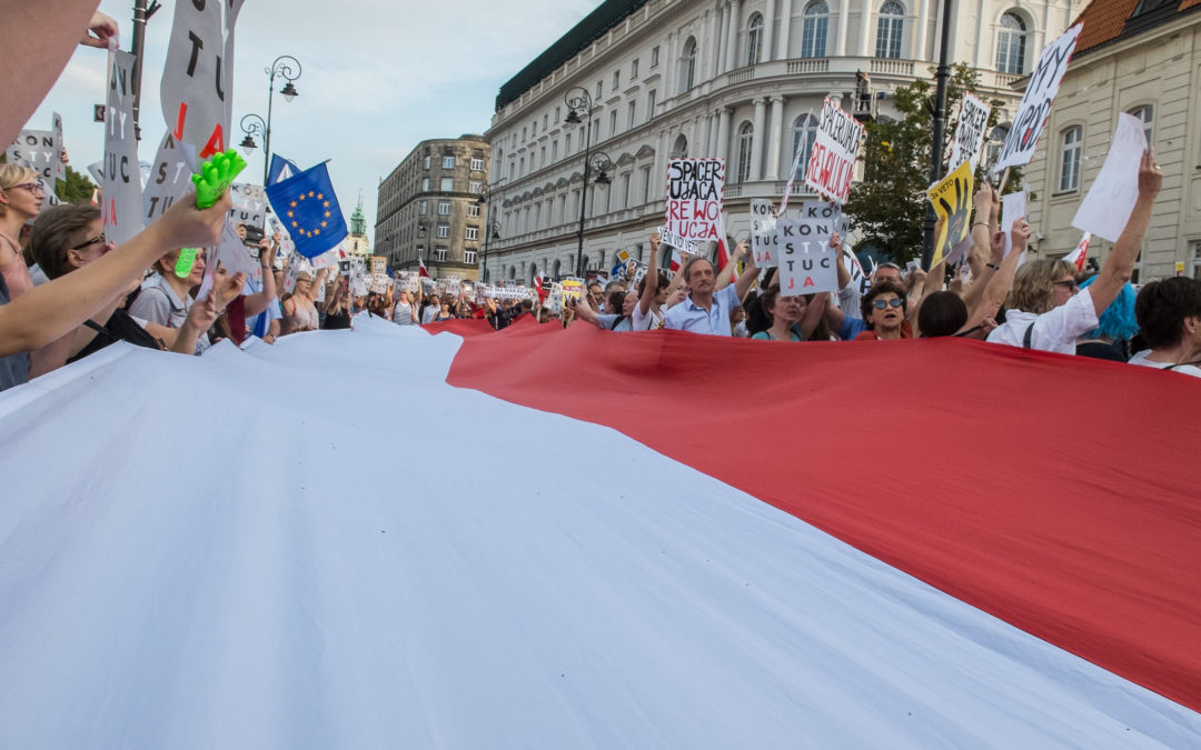 Puolan parlamenttivaalien voitto menossa taas nationalisteille